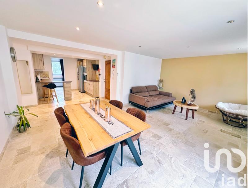 Appartement - 75 m² - 3 pièces