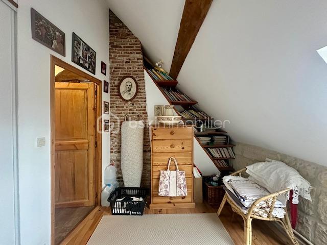 Demeure - 177 m² - 5 pièces