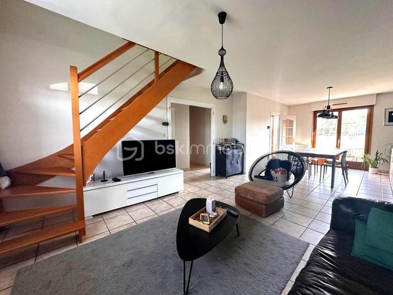 Pavillon - 125 m² - 7 pièces