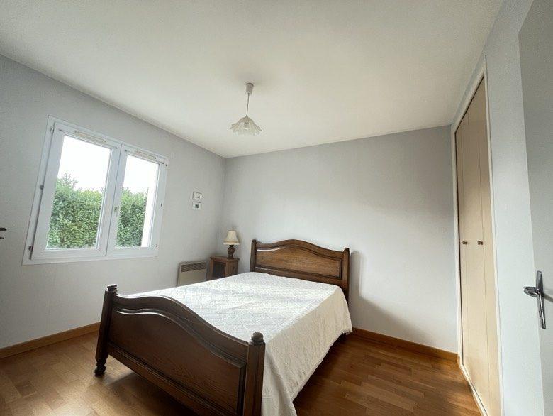 Maison traditionnelle - 211 m² - 7 pièces