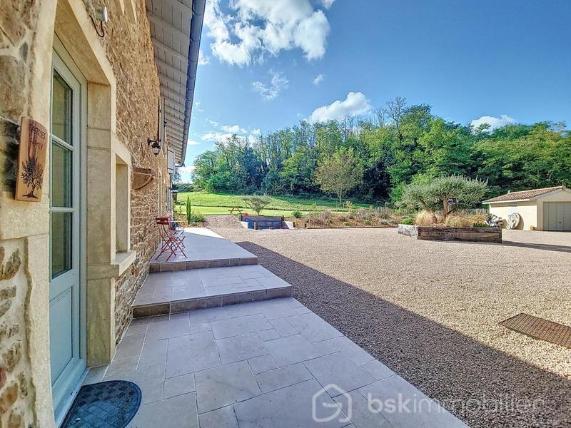 Corps de ferme - 170 m² - 7 pièces