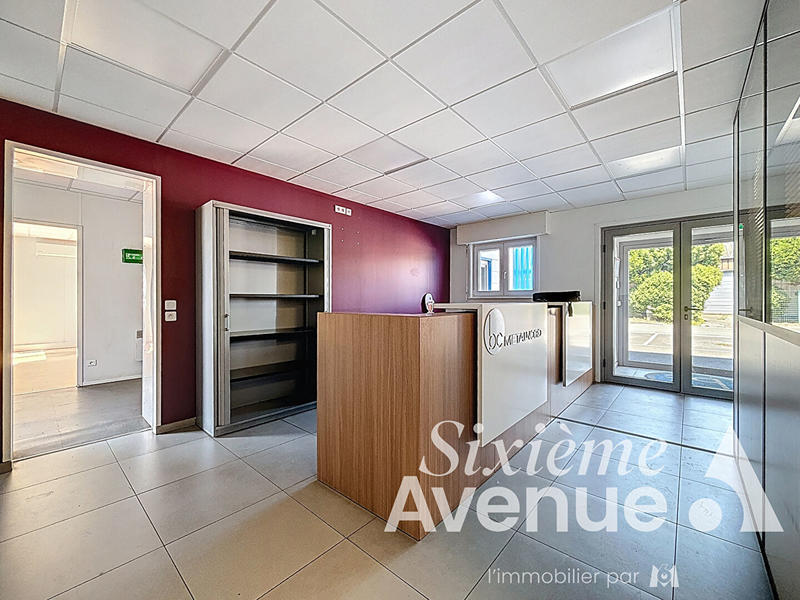 Local d'activité / Entrepôt - 1 870 m²