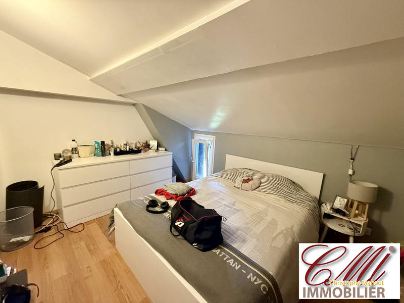 Maison - 101 m² - 8 pièces