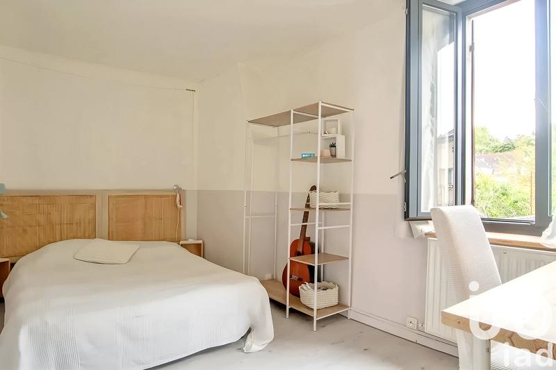 Maison - 190 m² - 8 pièces