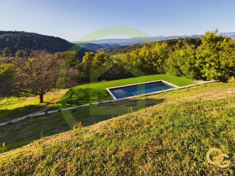 Maison - 194 m² - 6 pièces