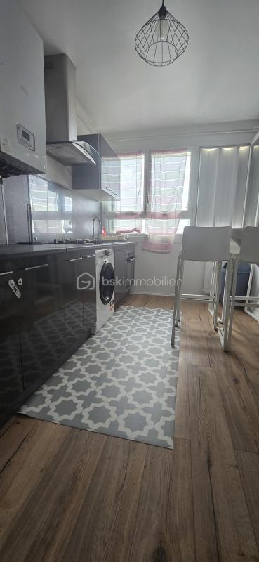 Appartement - 70 m² - 4 pièces