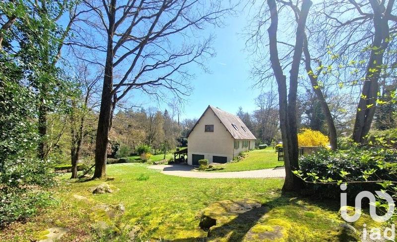 Maison - 251 m² - 10 pièces