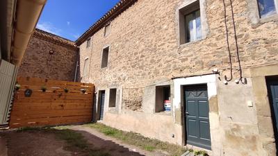 Maison de village - 87 m² - 4 pièces