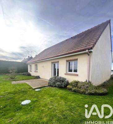 Maison - 99 m² - 5 pièces