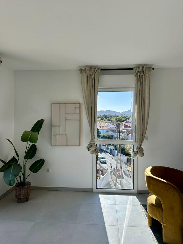 Appartement - 125 m² - 4 pièces