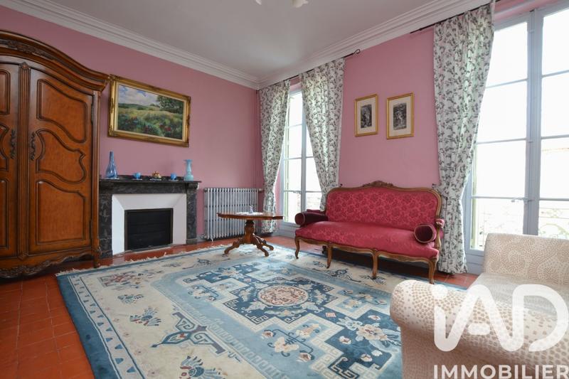 Maison - 430 m² - 12 pièces