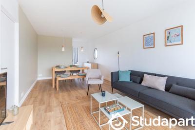 Chambre - 9 m² - 1 pièce