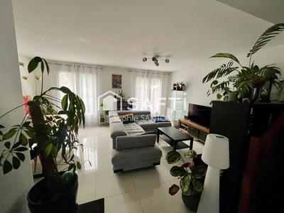 Maison - 138 m² - 5 pièces