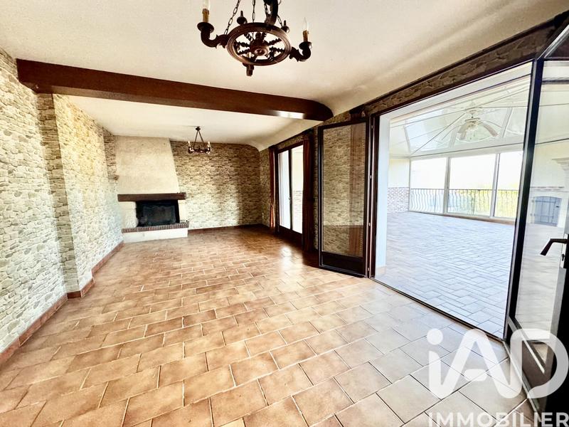 Maison - 268 m² - 12 pièces