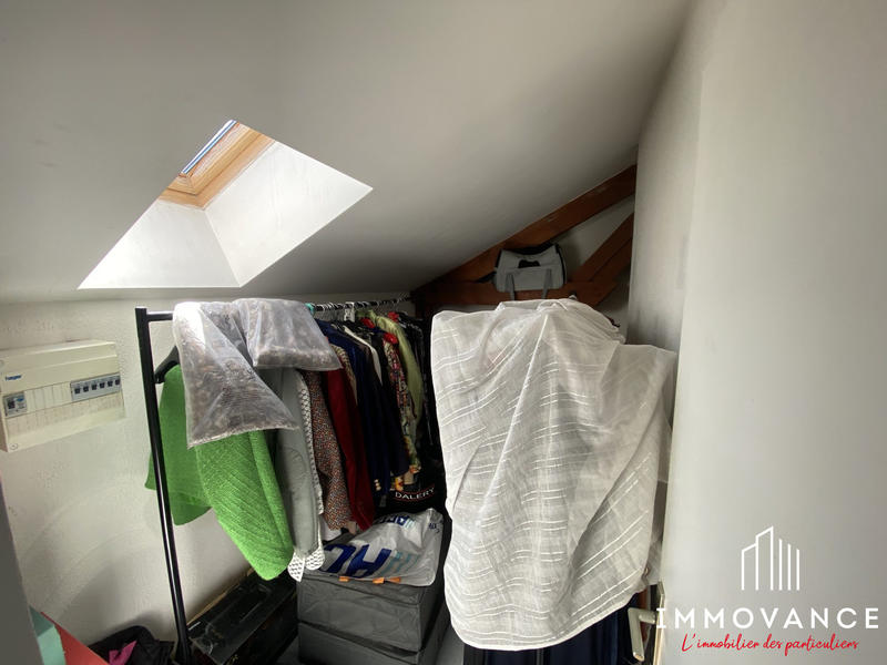 Maison - 211 m² - 11 pièces