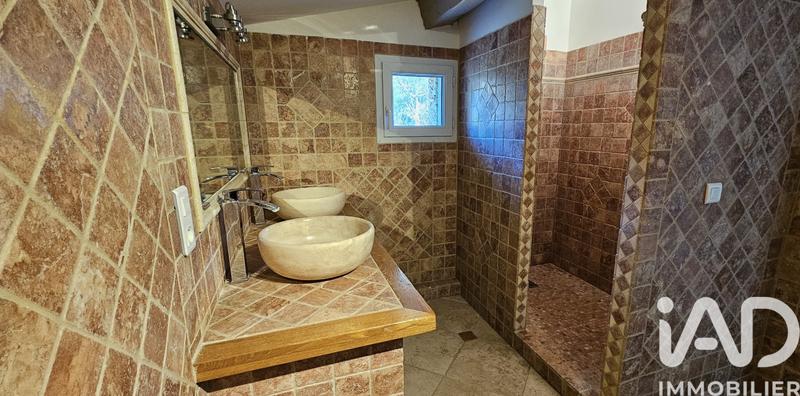 Maison - 170 m² - 6 pièces