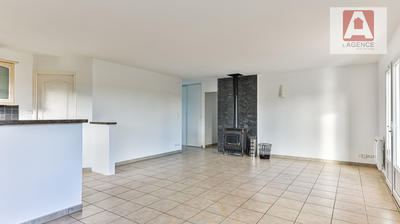 Maison - 87 m² - 4 pièces