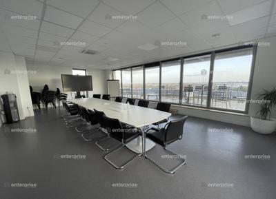 Bureau - 1 629 m²