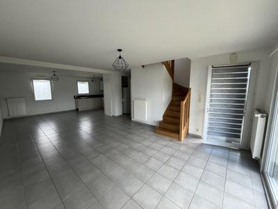 Maison - 85 m² - 5 pièces