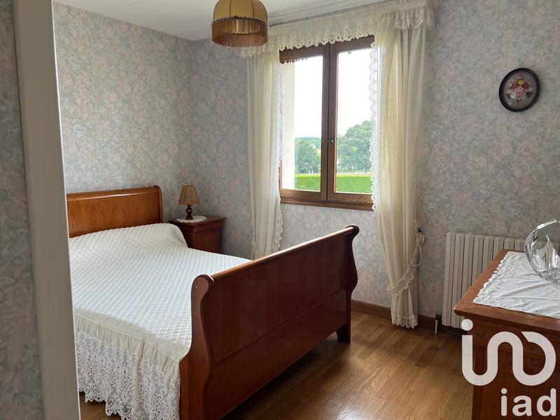 Maison - 252 m² - 7 pièces