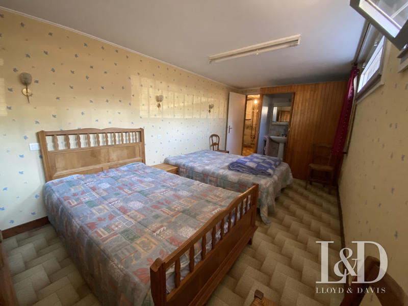 Maison - 155 m² - 8 pièces