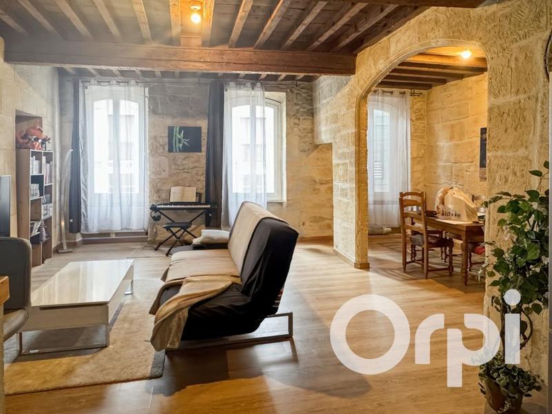 Immeuble - 203 m² - 6 pièces