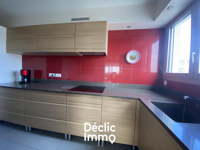 Appartement - 108 m² - 4 pièces