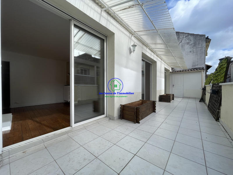 Appartement - 96 m² - 3 pièces