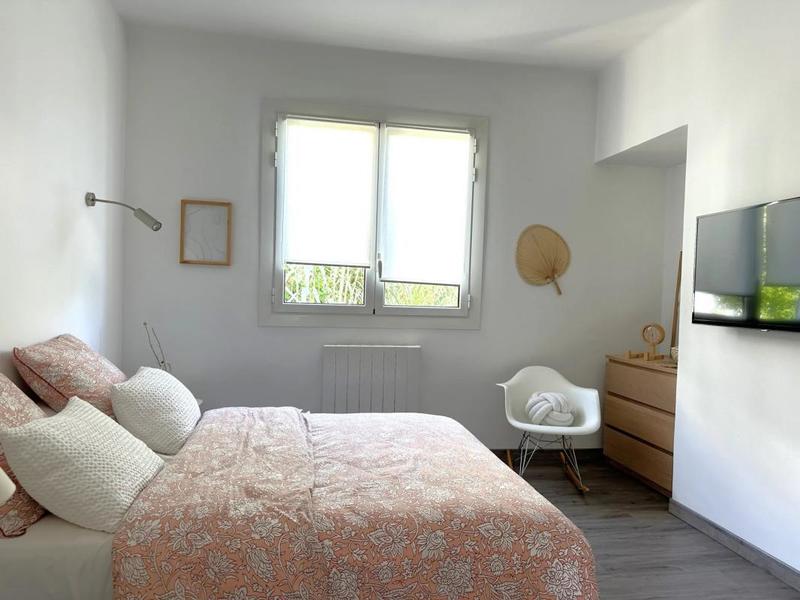 Maison - 220 m² - 7 pièces