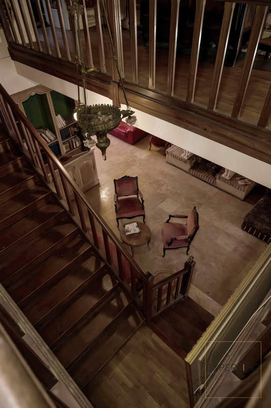 Villa - 233 m² - 8 pièces