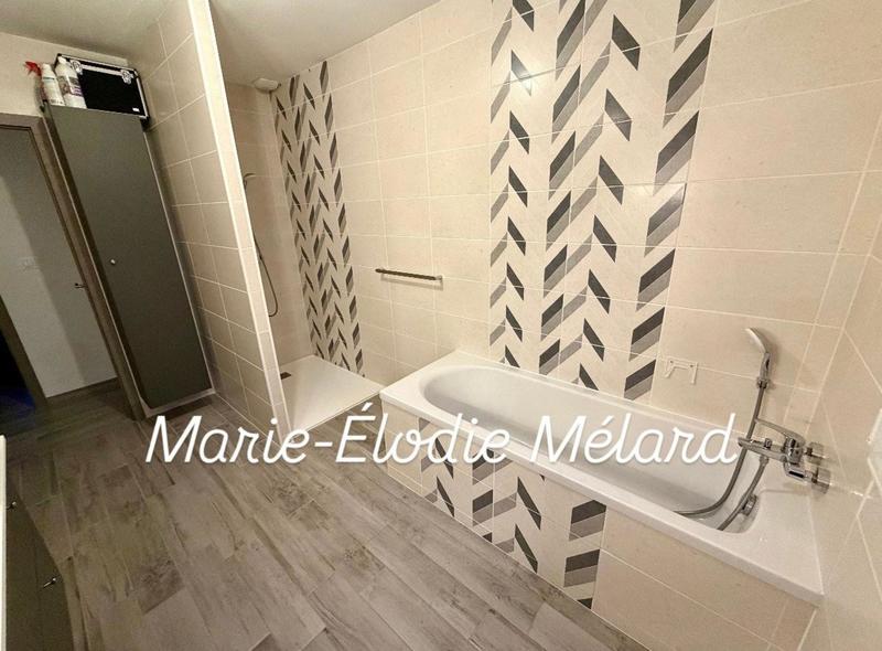 Maison - 95 m² - 5 pièces