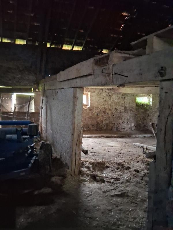 Ferme - 300 m² - 4 pièces