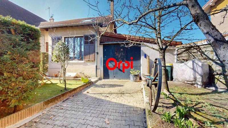 Appartement - 125 m² - 5 pièces