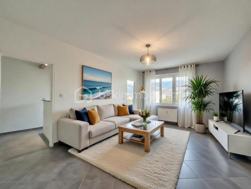 Appartement - 79 m² - 4 pièces