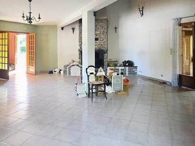 Maison - 178 m² - 5 pièces