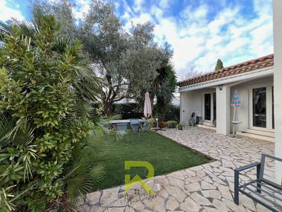 Villa - 174 m² - 8 pièces