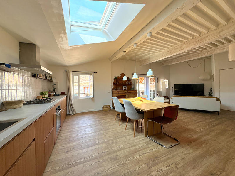 Maison - 151 m² - 6 pièces