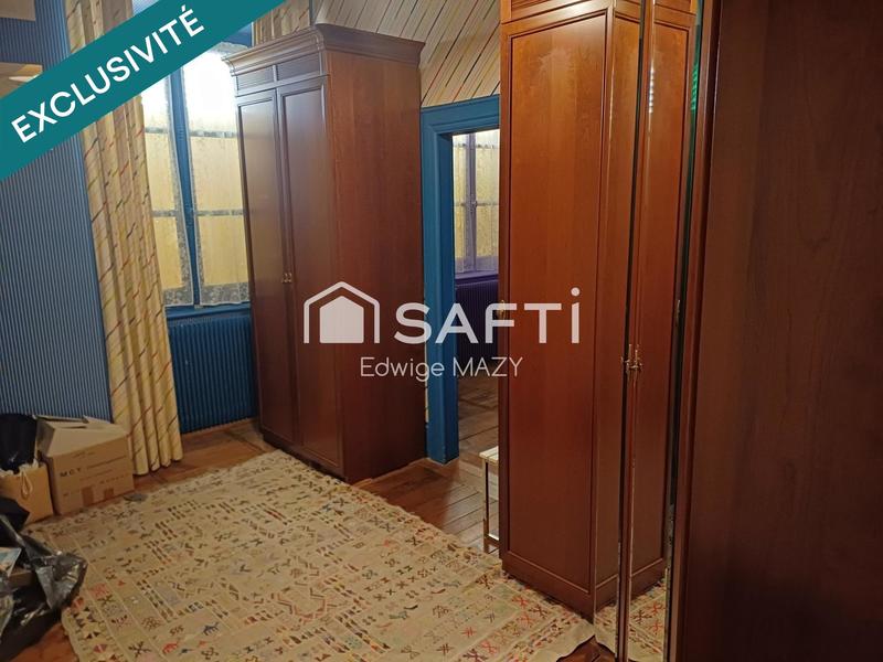 Maison - 244 m² - 8 pièces