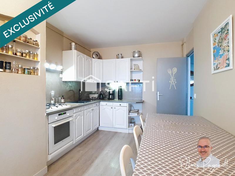 Appartement - 79 m² - 4 pièces