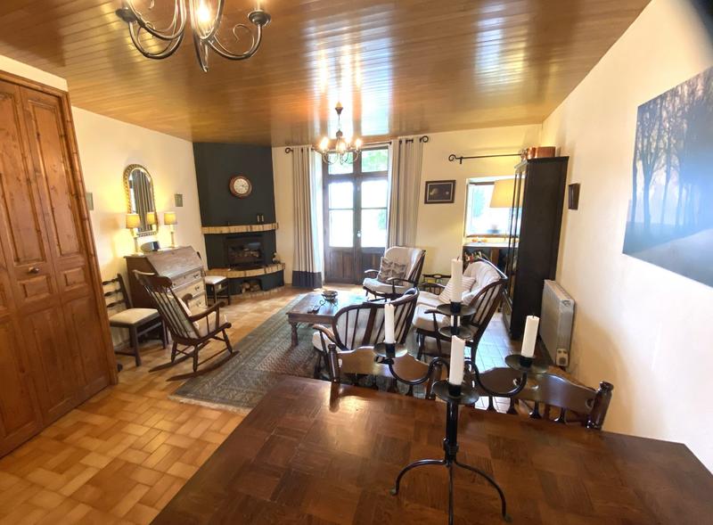 Maison traditionnelle - 110 m² - 5 pièces