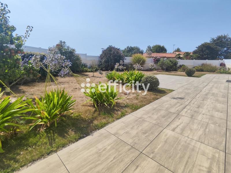 Maison - 97 m² - 5 pièces