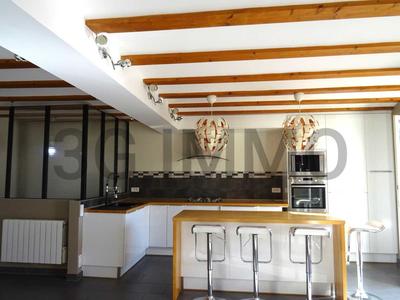 Appartement - 142 m² - 5 pièces