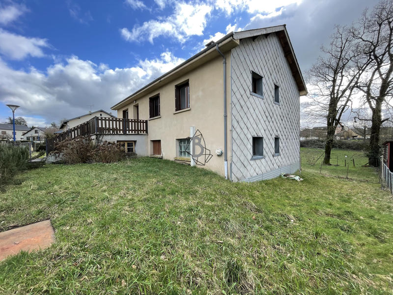 Appartement - 90 m² - 4 pièces