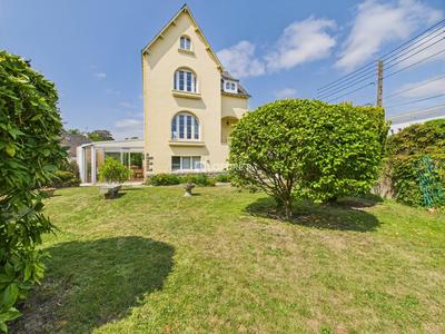 Maison - 127 m² - 5 pièces