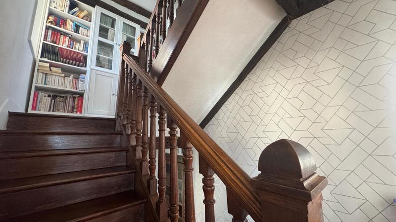 Maison - 203 m² - 6 pièces