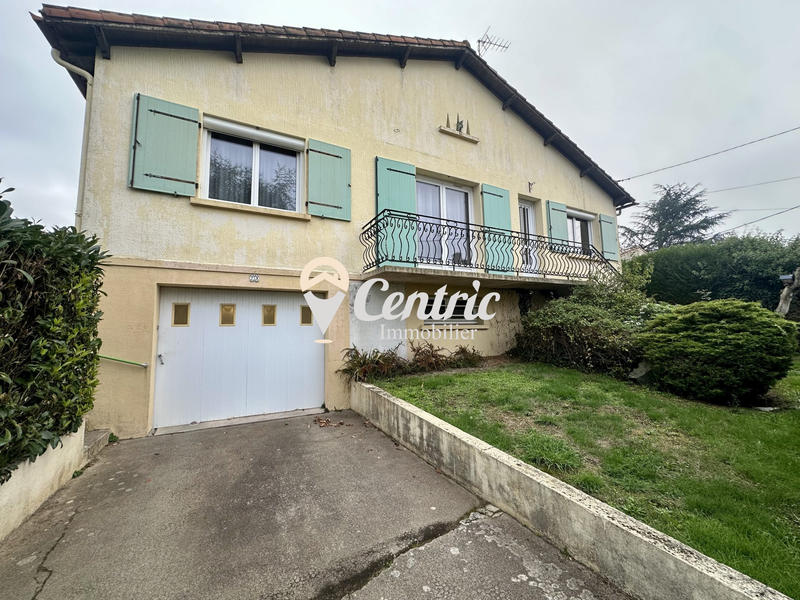 Maison - 95 m² - 5 pièces