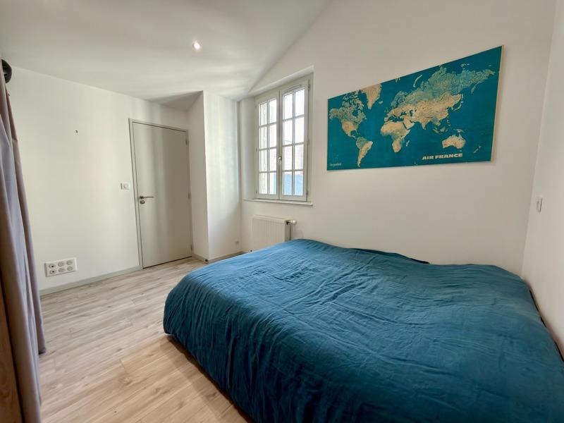 Appartement - 100 m² - 4 pièces