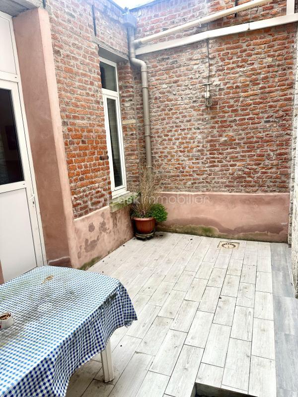 Immeuble - 250 m² - 15 pièces