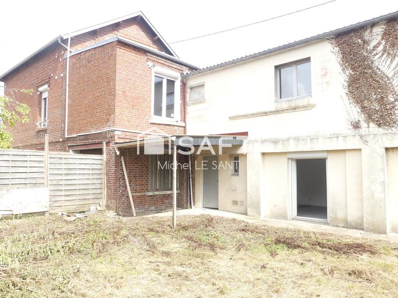 Maison - 141 m² - 9 pièces