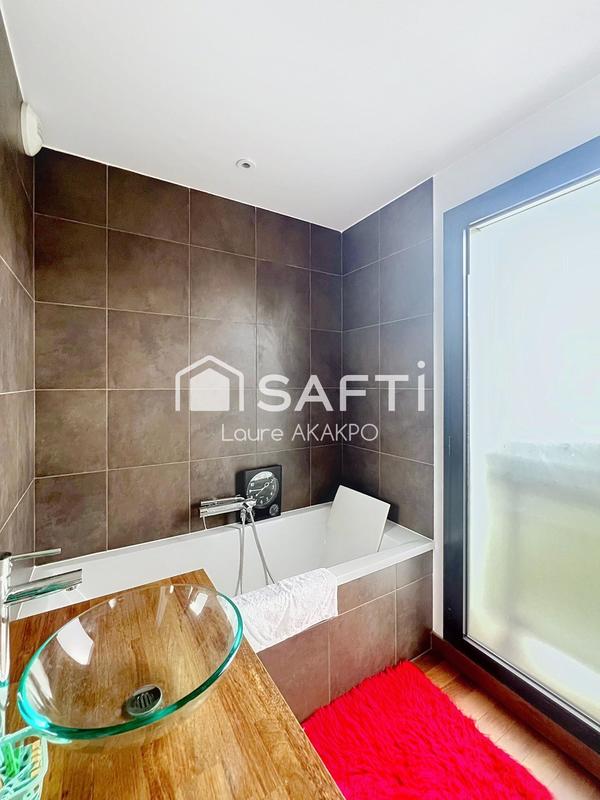 Maison - 140 m² - 7 pièces